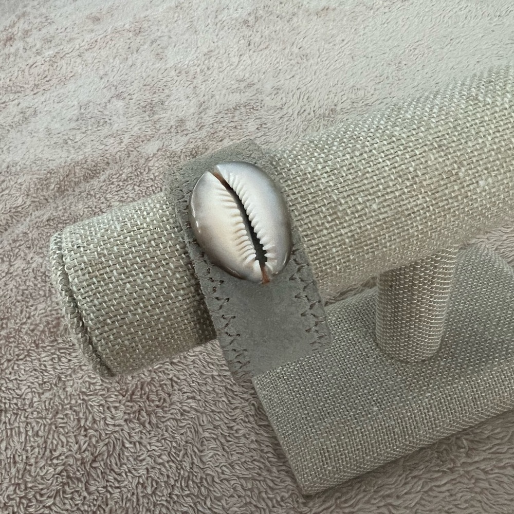 Twine & Twig Cowrie Shell Bracelet On Suede Strap